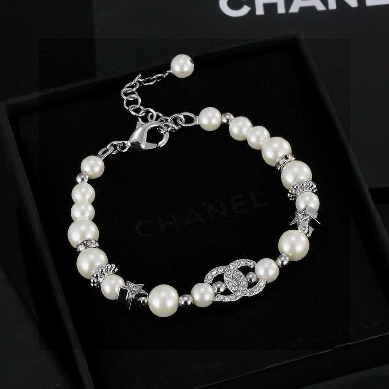 Chanel Bracelet 06yxs12